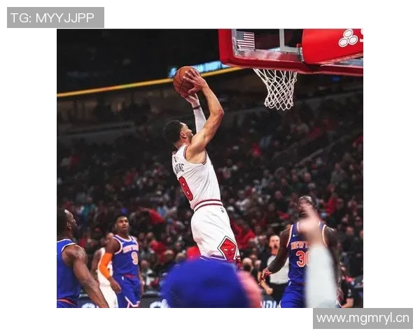 米诺特次节神勇表现五投全中连得12分带领球队一举拉开比分优势